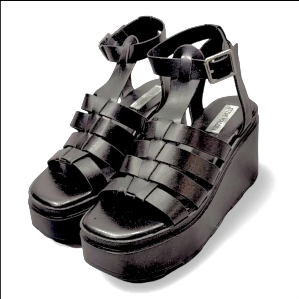 Steve Madden Black Platform Gladiator Sandals